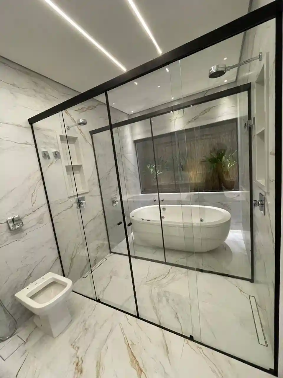 Casa de Condomínio com 3 quartos à venda, 230m² — foto 21 de 42