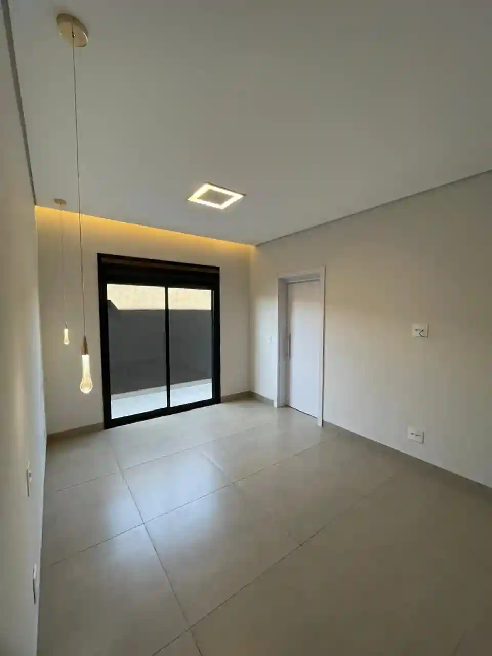Casa de Condomínio com 3 quartos à venda, 230m² — foto 25 de 42