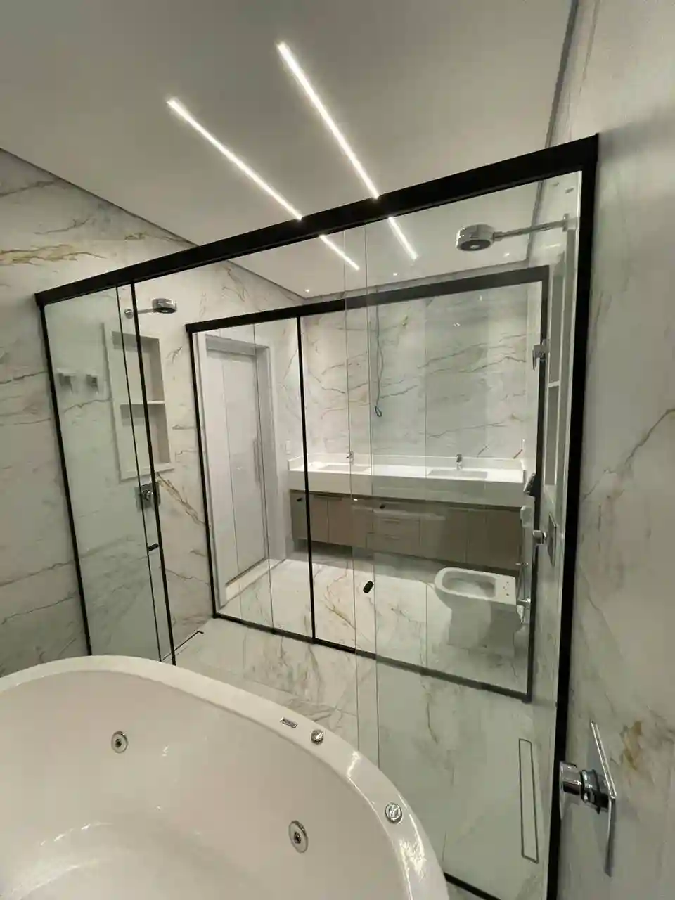 Casa de Condomínio com 3 quartos à venda, 230m² — foto 19 de 42