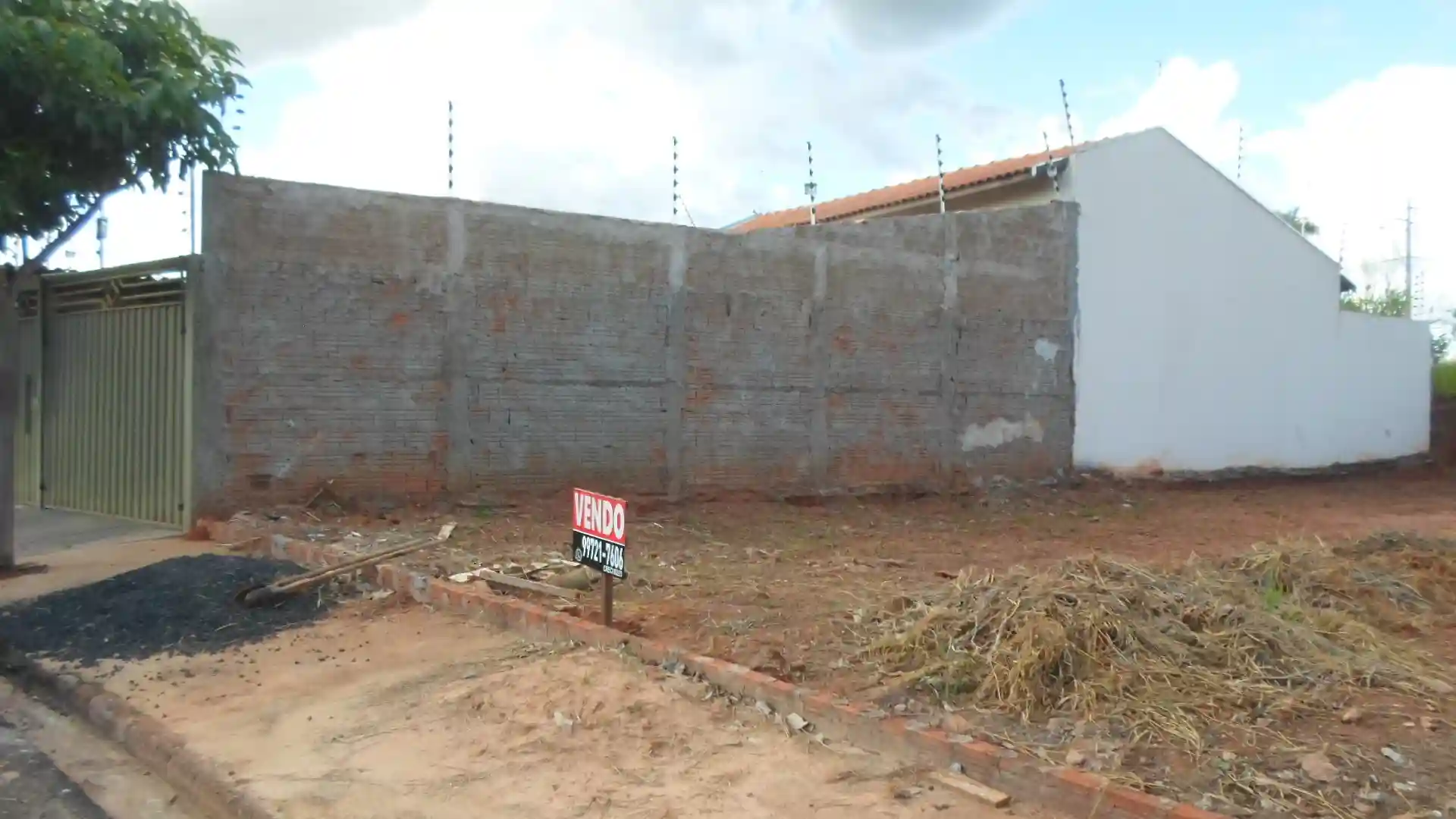Terreno / Lote / Condomínio  à venda, 200m² — foto 3 de 10