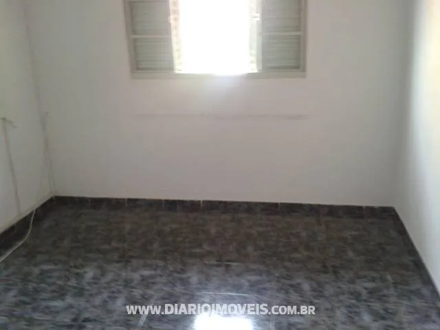 Casa à venda — foto 1 de 2