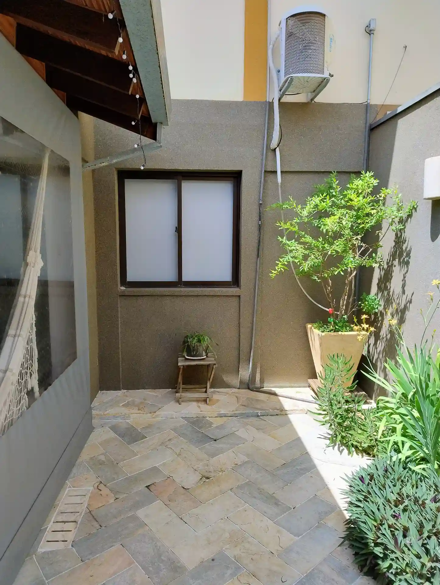 Casa de Condomínio com 3 quartos à venda, 120m² — foto 13 de 31