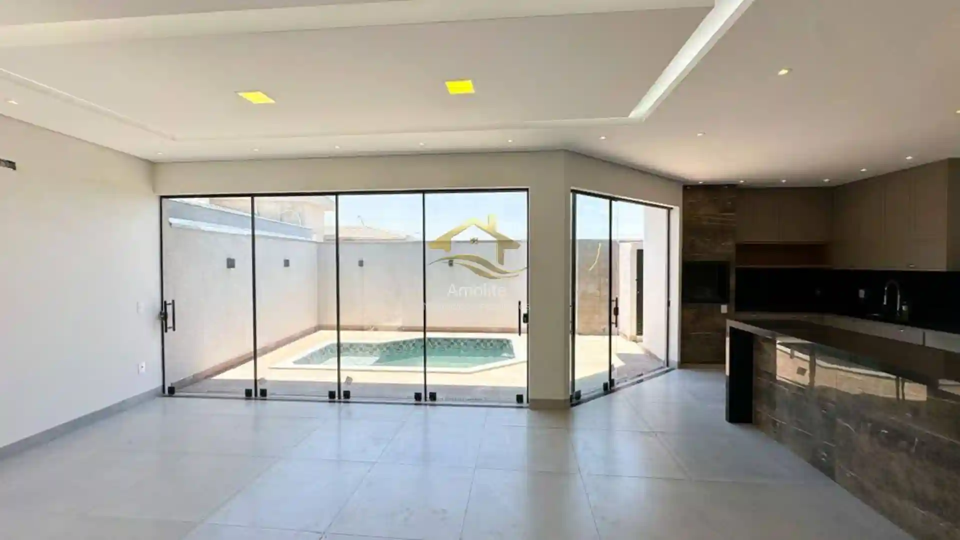 Casa de Condomínio com 4 quartos à venda, 200m² — foto 12 de 22