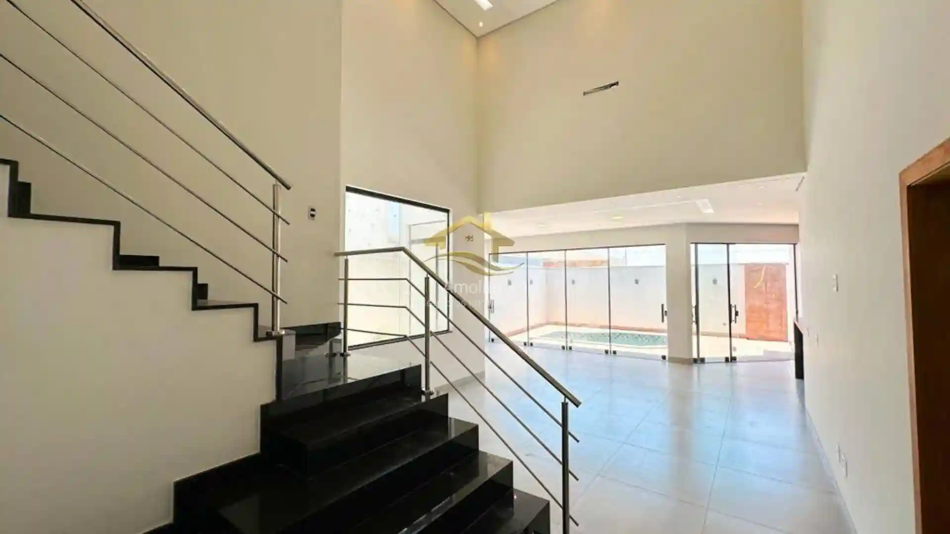 Casa de Condomínio com 4 quartos à venda, 200m² — foto 13 de 22