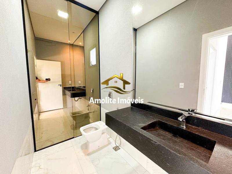 Casa de Condomínio com 3 quartos à venda, 251m² — foto 20 de 22