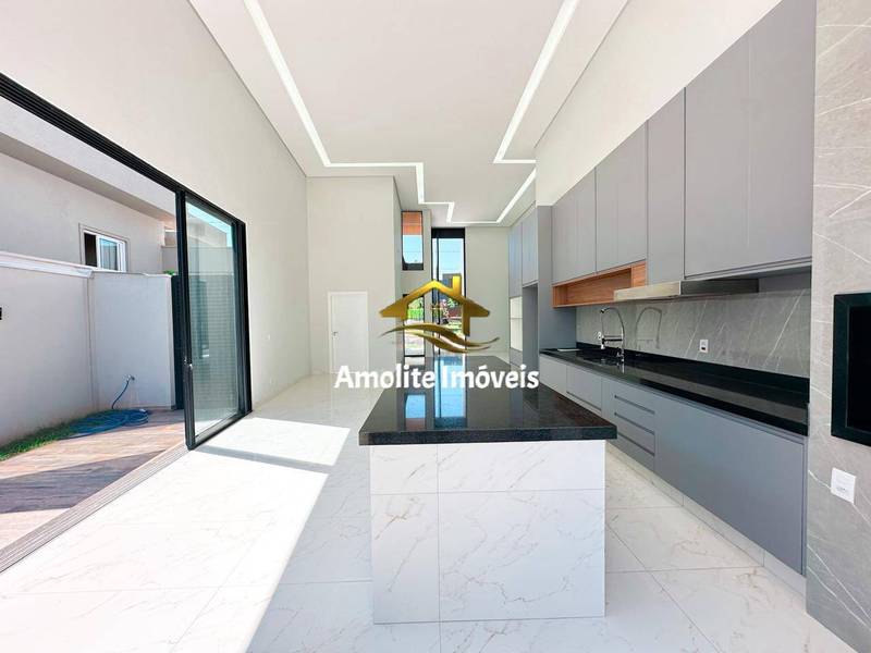 Casa de Condomínio com 3 quartos à venda, 251m² — foto 16 de 22