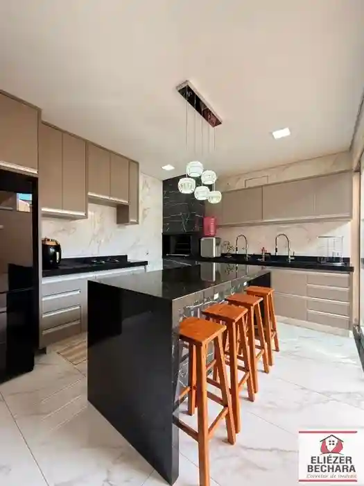 Casa com 3 quartos à venda, 121m² — foto 24 de 42