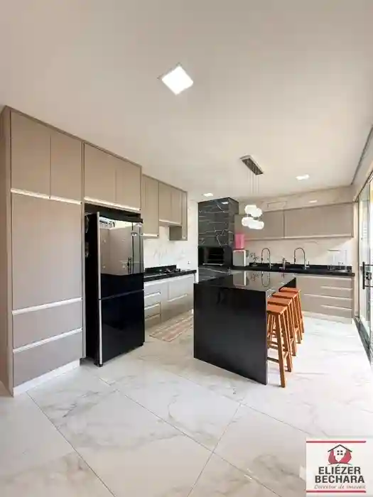 Casa com 3 quartos à venda, 121m² — foto 23 de 42