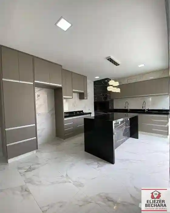 Casa com 3 quartos à venda, 121m² — foto 37 de 42