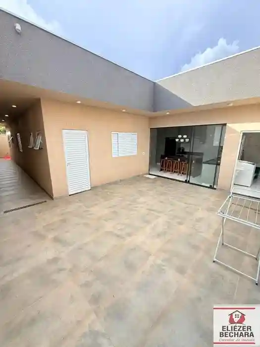 Casa com 3 quartos à venda, 121m² — foto 33 de 42