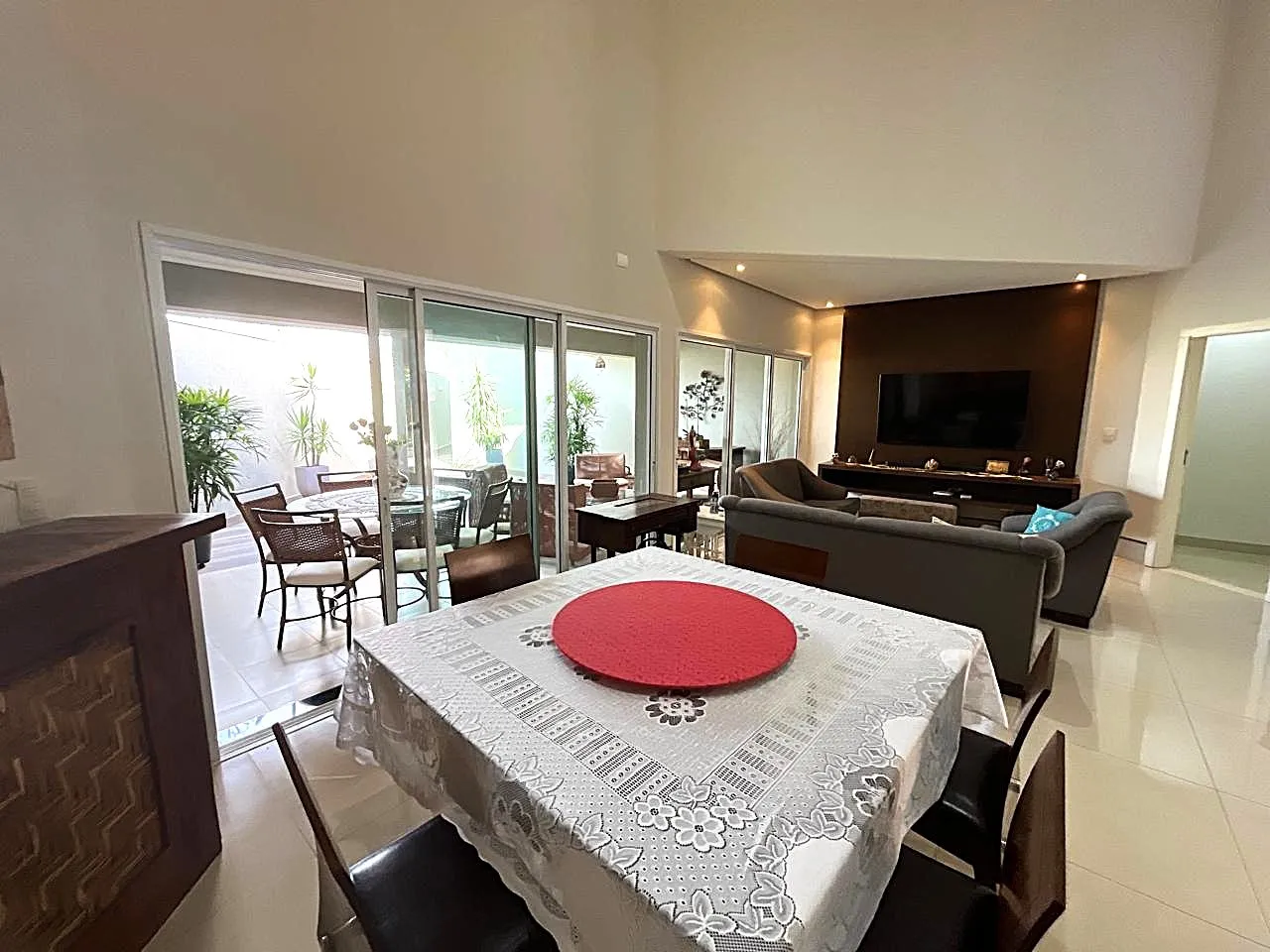 Casa de Condomínio com 3 quartos à venda, 273m² — foto 6 de 19