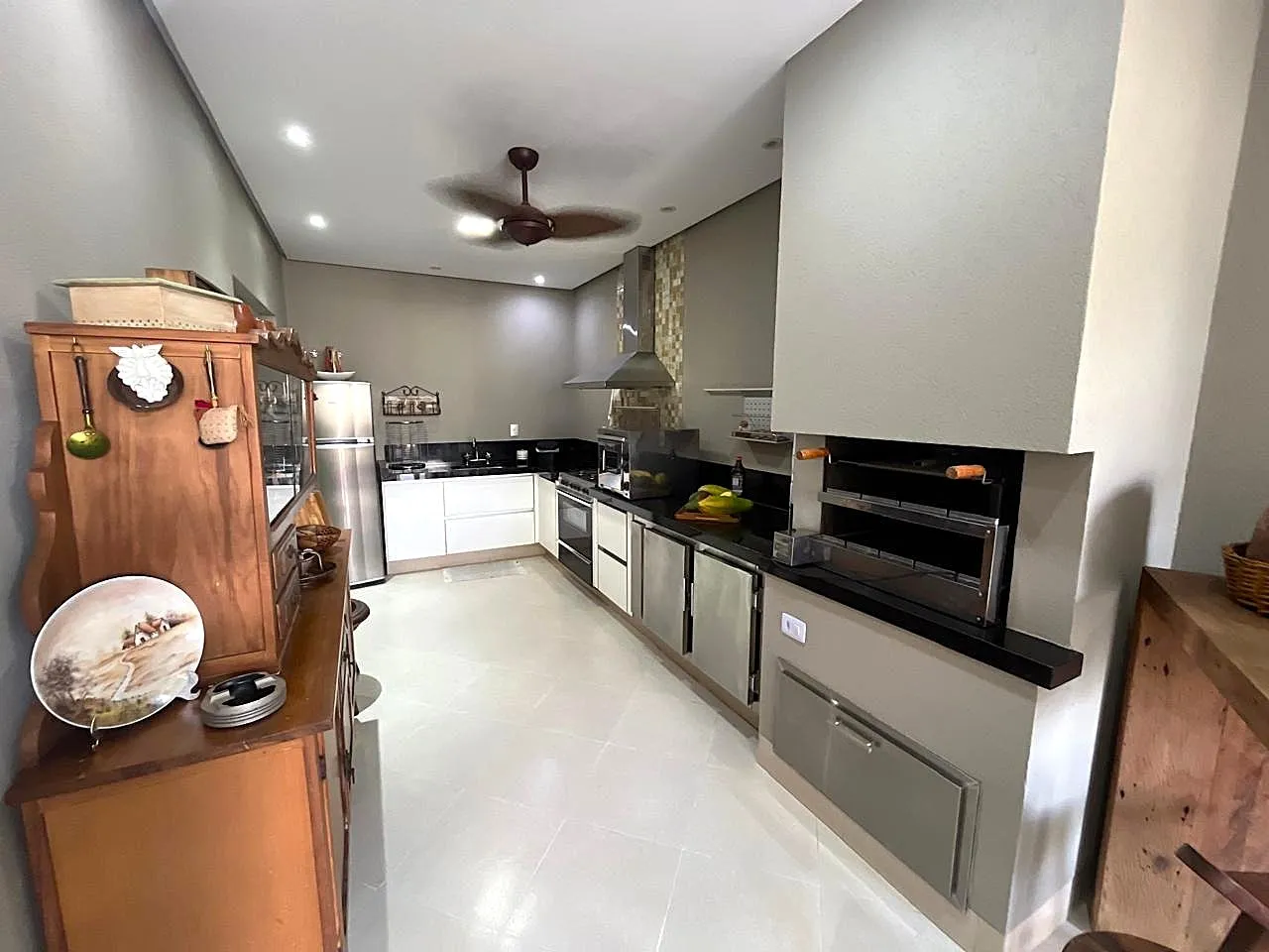 Casa de Condomínio com 3 quartos à venda, 273m² — foto 16 de 19