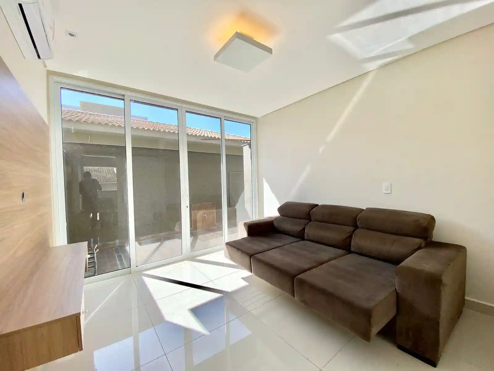 Casa de Condomínio com 4 quartos à venda, 380m² — foto 4 de 10