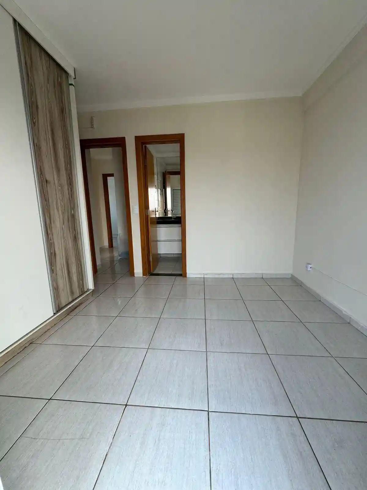 Apartamento com 4 quartos à venda, 200m² — foto 14 de 16