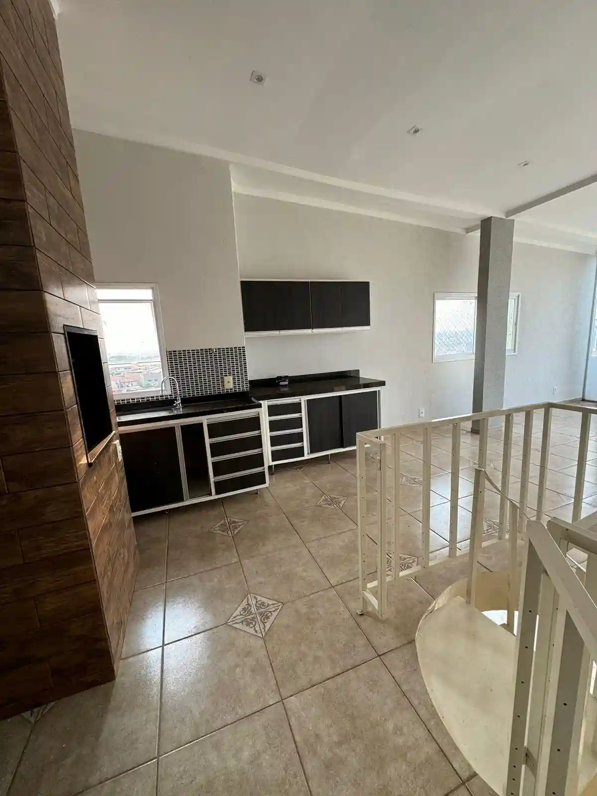 Apartamento com 4 quartos à venda, 200m² — foto 3 de 16