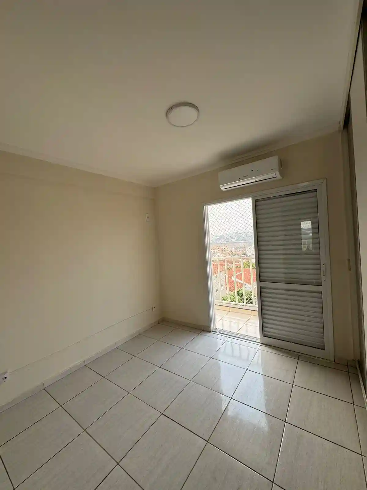 Apartamento com 4 quartos à venda, 200m² — foto 10 de 16
