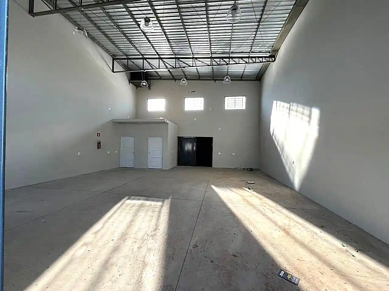 Loja / Salão / Ponto Comercial  para aluguel, 150m² — foto 3 de 14