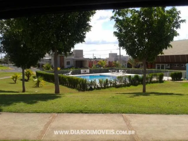 Terreno / Lote / Condomínio à venda — foto 1 de 7