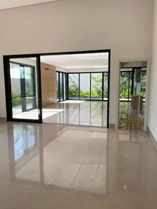 Casa de Condomínio para aluguel — foto 2 de 14