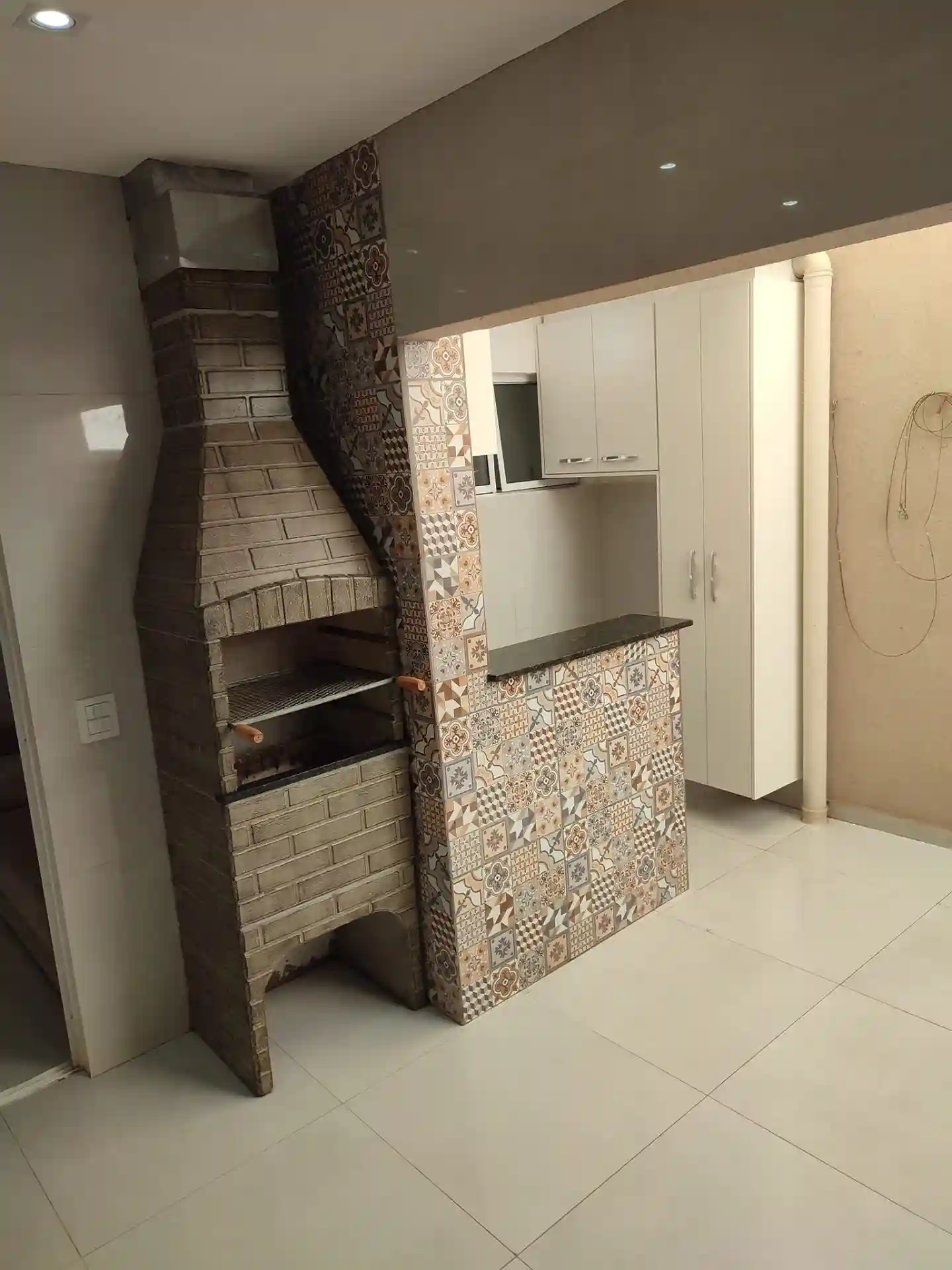 Casa de Condomínio com 2 quartos à venda, 75m² — foto 1 de 17