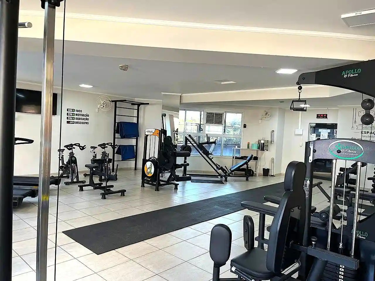 Apartamento com 3 quartos à venda, 90m² — foto 19 de 23