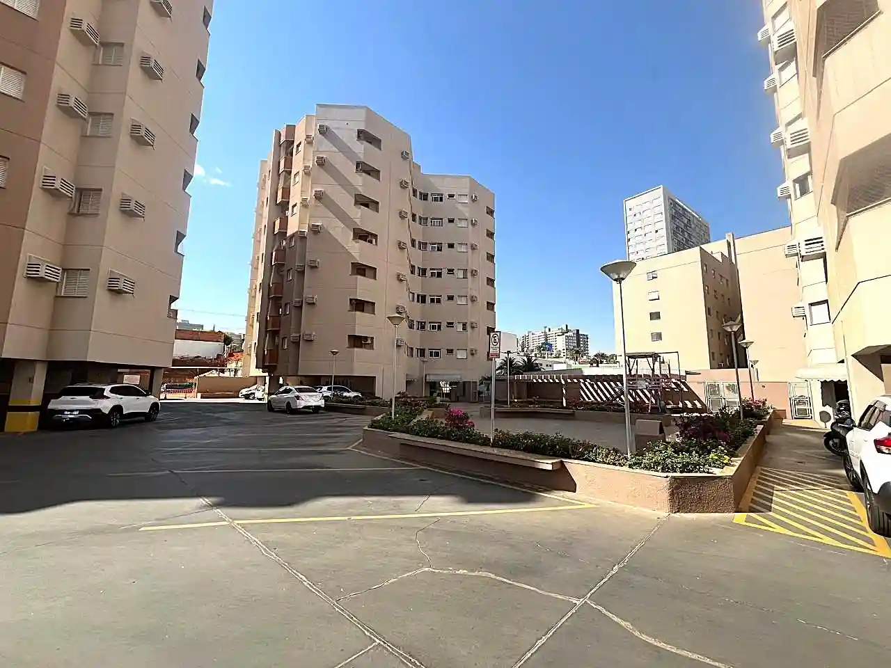 Apartamento com 3 quartos à venda, 90m² — foto 21 de 23