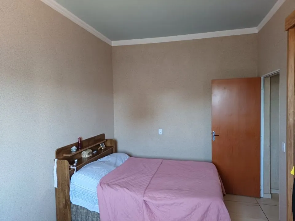 Casa à venda — foto 3 de 12
