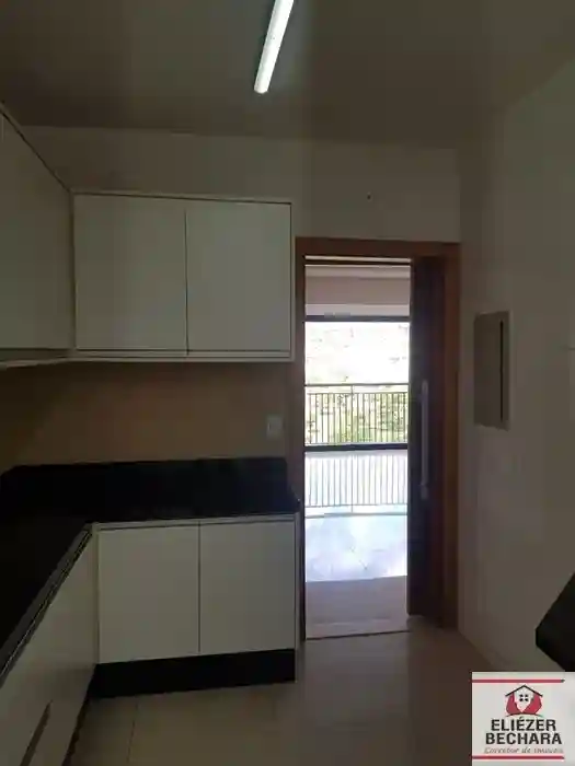Apartamento com 3 quartos à venda, 105m² — foto 4 de 25