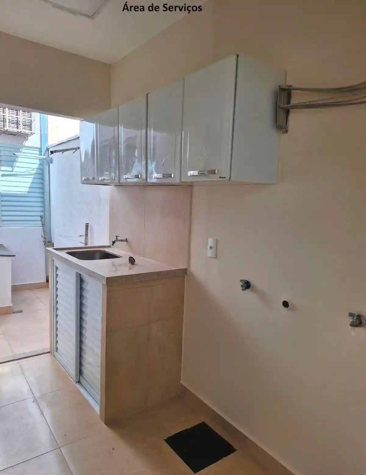 Casa de Condomínio com 3 quartos à venda, 10m² — foto 15 de 18
