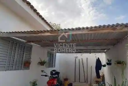 Casa com 2 quartos à venda, 176m² — foto 2 de 11