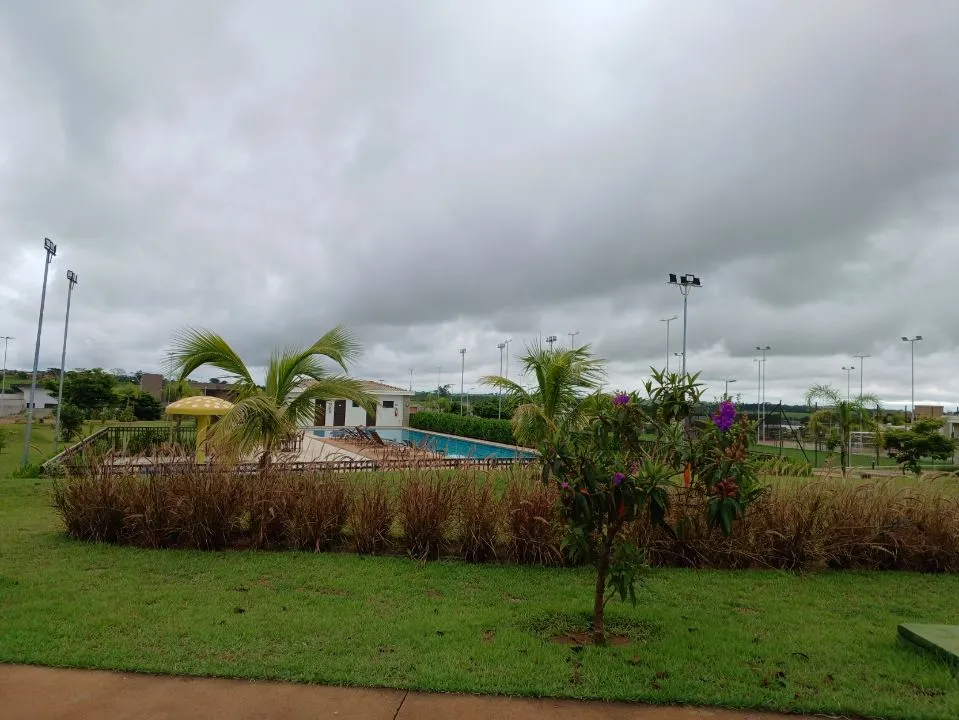 Terreno / Lote / Condomínio  à venda, 253m² — foto 9 de 9