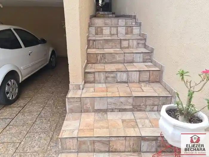 Casa com 2 quartos à venda, 105m² — foto 2 de 20