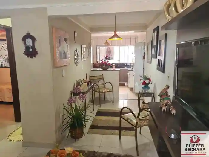 Casa com 2 quartos à venda, 105m² — foto 1 de 20