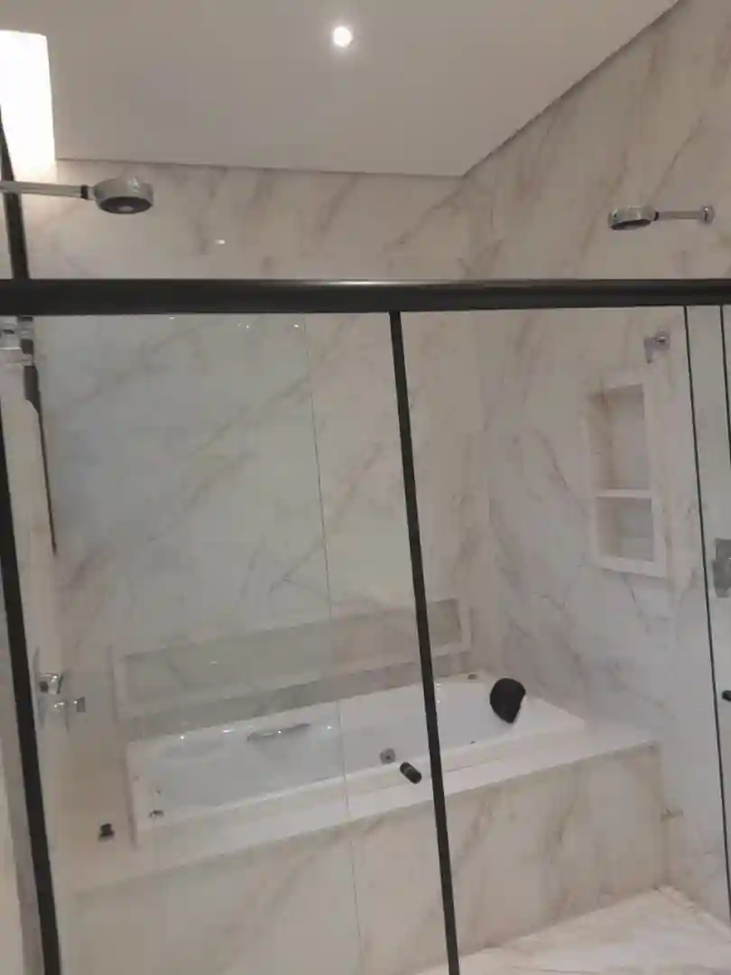 Casa de Condomínio com 3 quartos à venda, 276m² — foto 4 de 9