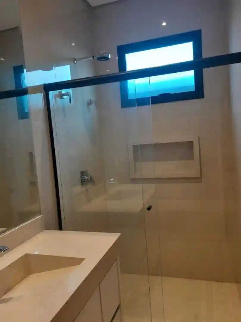 Casa de Condomínio com 3 quartos à venda, 276m² — foto 6 de 9