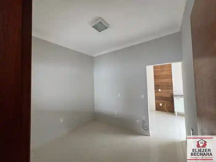 Casa com 2 quartos à venda, 80m² — foto 1 de 9