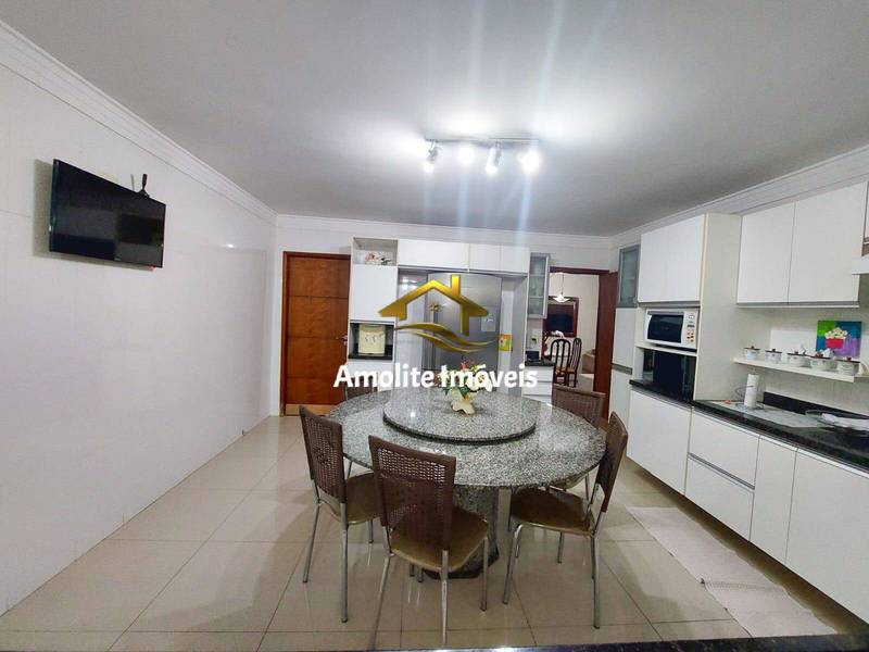 Apartamento com 3 quartos à venda, 100m² — foto 3 de 30