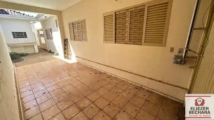 Casa Comercial com 4 quartos à venda, 215m² — foto 22 de 23