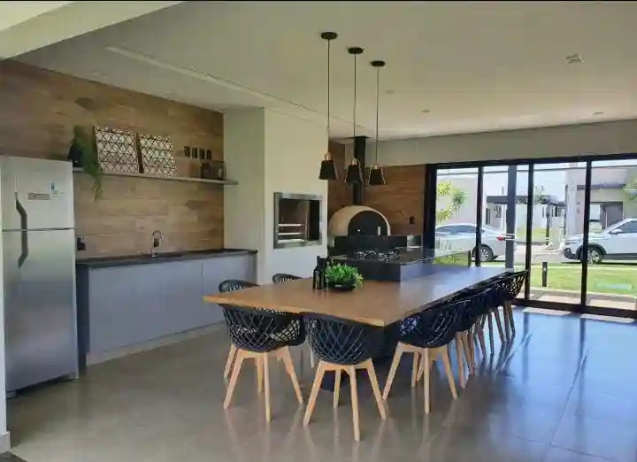 Casa de Condomínio com 3 quartos para aluguel, 200m² — foto 11 de 12