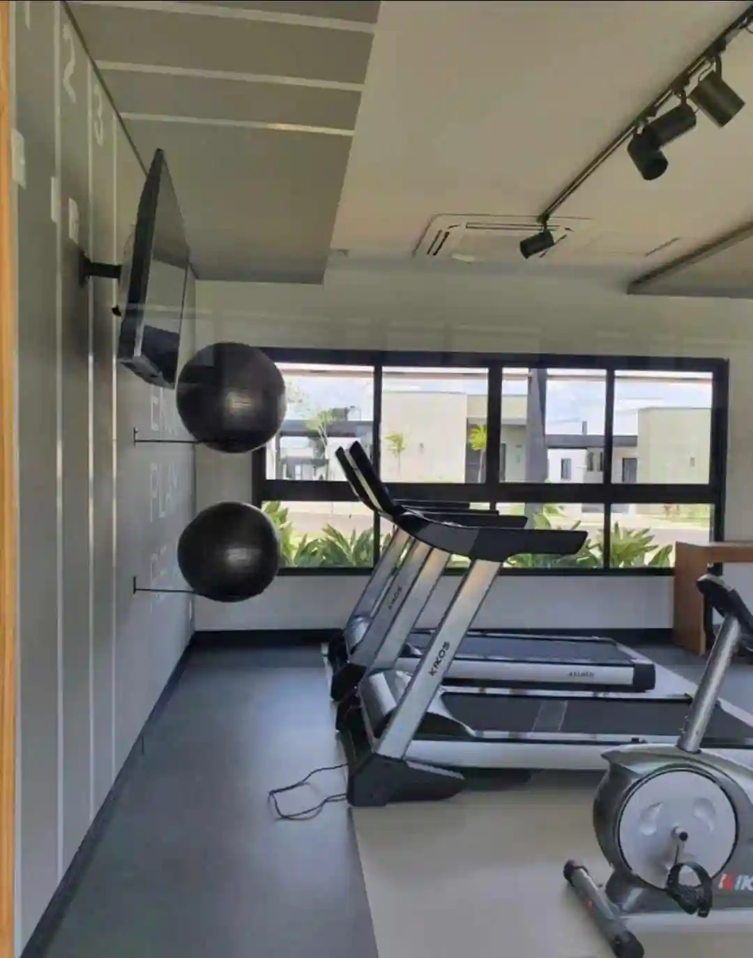 Casa de Condomínio com 3 quartos para aluguel, 200m² — foto 12 de 12