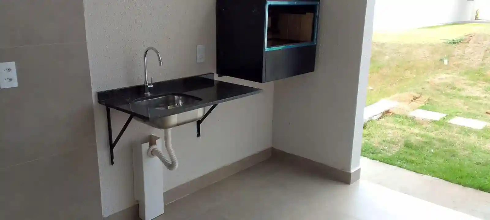 Casa de Condomínio com 3 quartos para aluguel, 200m² — foto 6 de 12