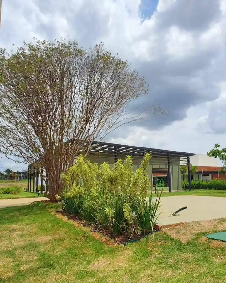Casa de Condomínio com 3 quartos para aluguel, 200m² — foto 10 de 12
