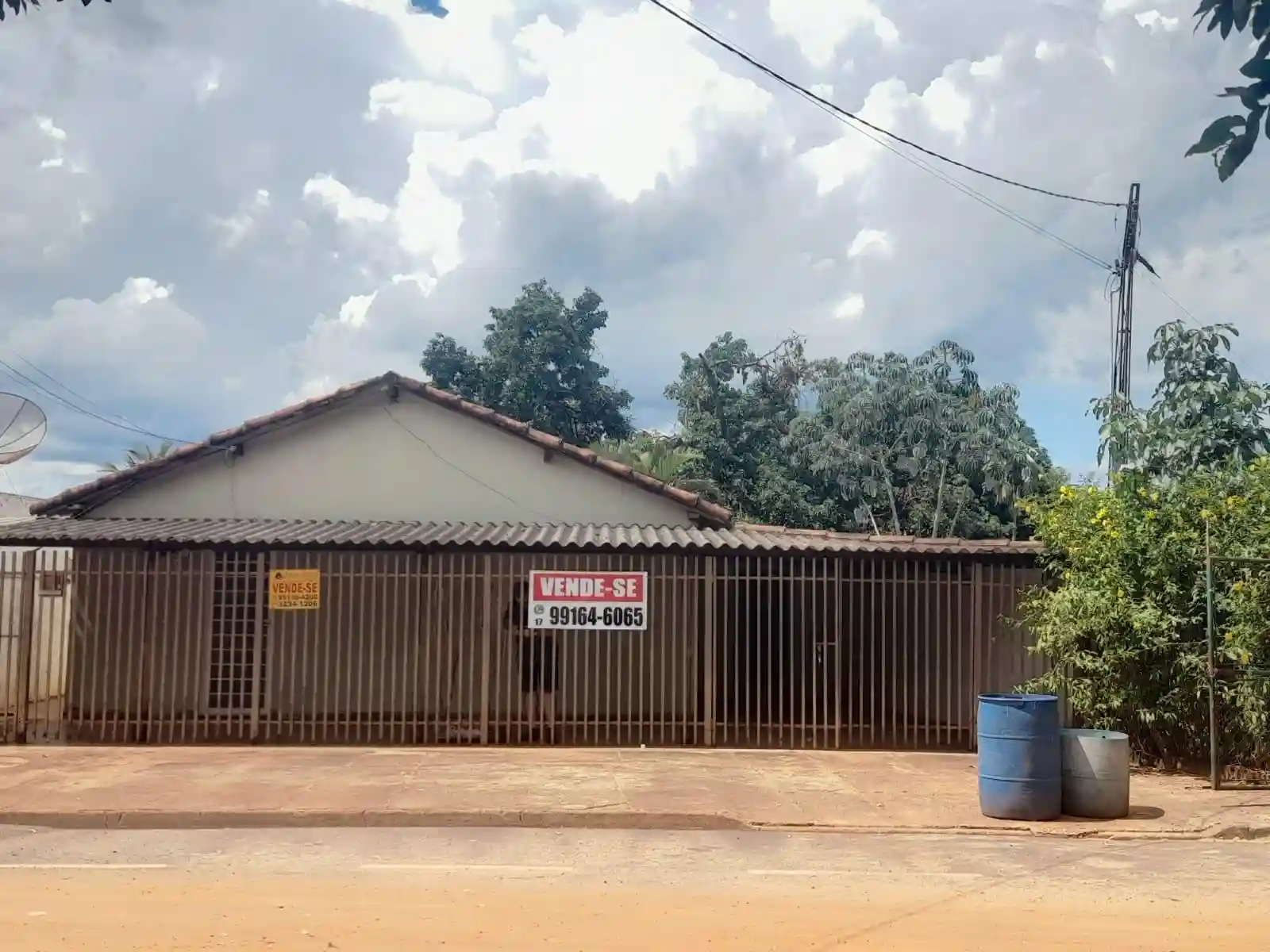 Casa  à venda, 270m² — foto 1 de 11