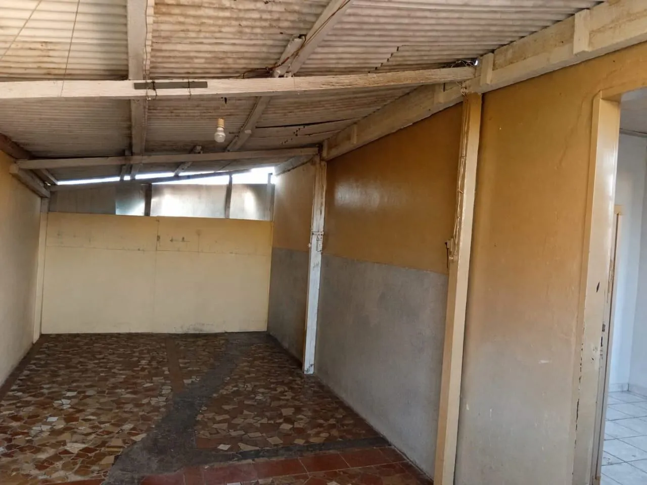 Casa com 3 quartos à venda, 288m² — foto 3 de 20