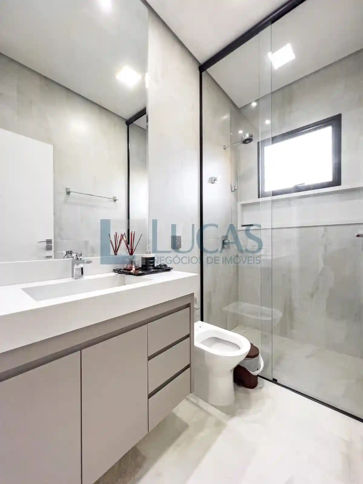 Casa de Condomínio  à venda, 310m² — foto 32 de 35