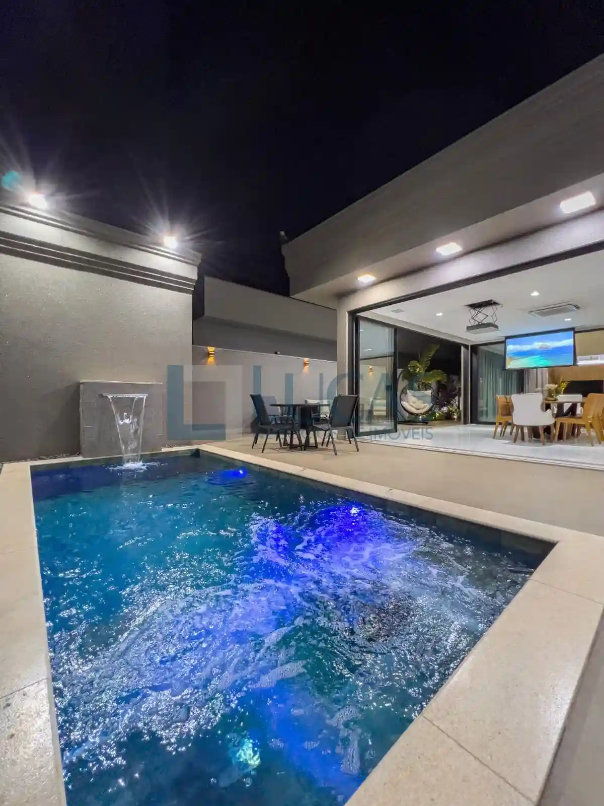 Casa de Condomínio  à venda, 310m² — foto 33 de 35