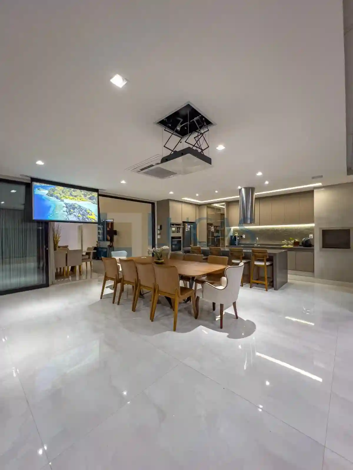 Casa de Condomínio  à venda, 310m² — foto 25 de 35