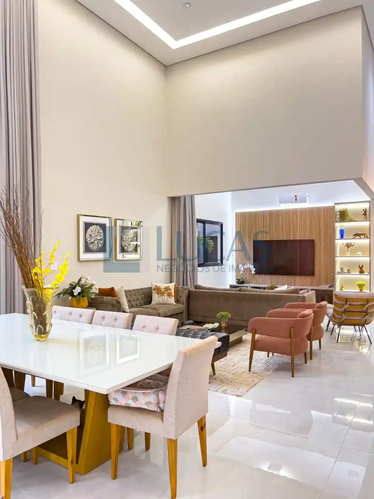 Casa de Condomínio  à venda, 310m² — foto 23 de 35