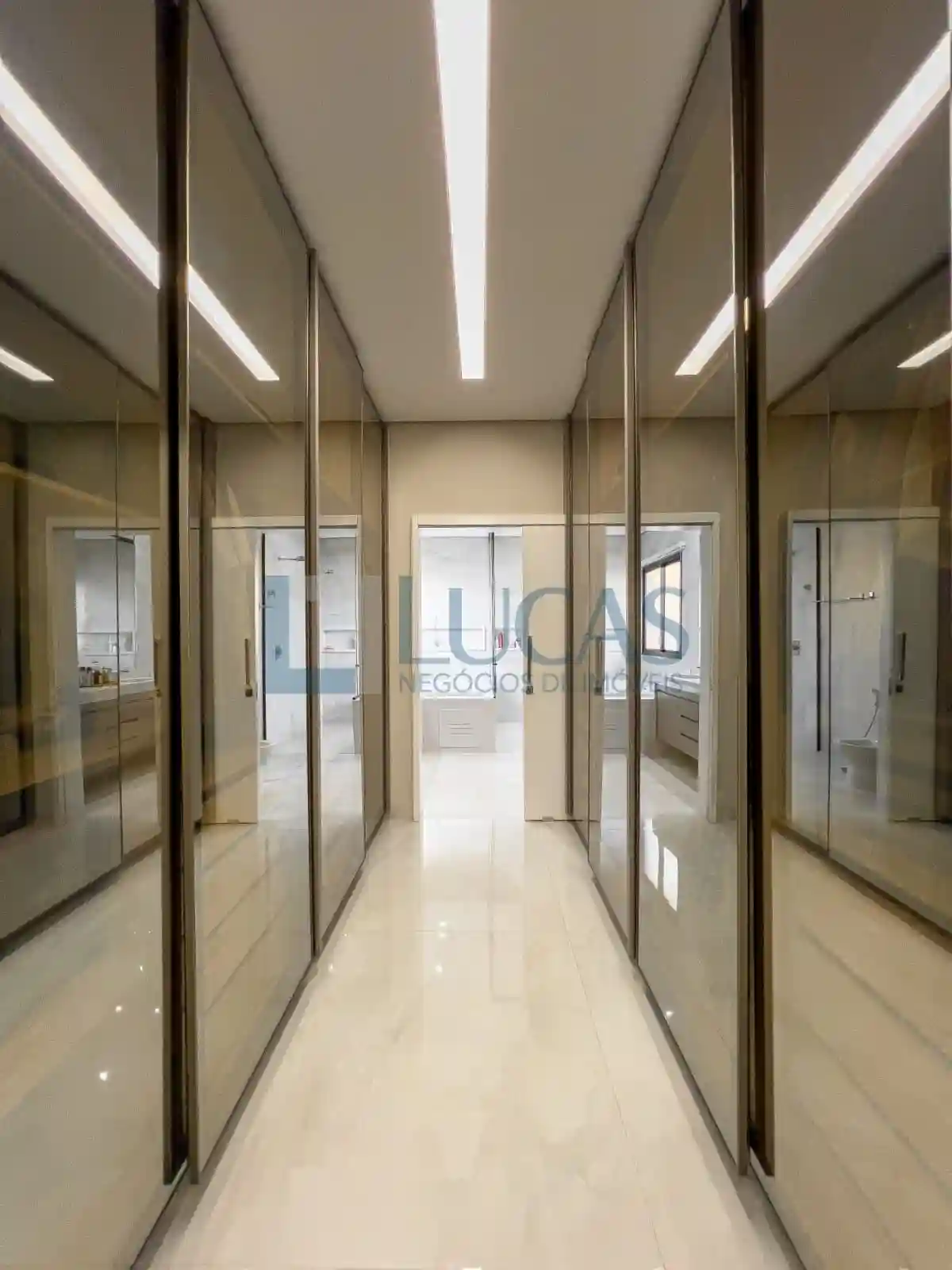 Casa de Condomínio  à venda, 310m² — foto 13 de 35