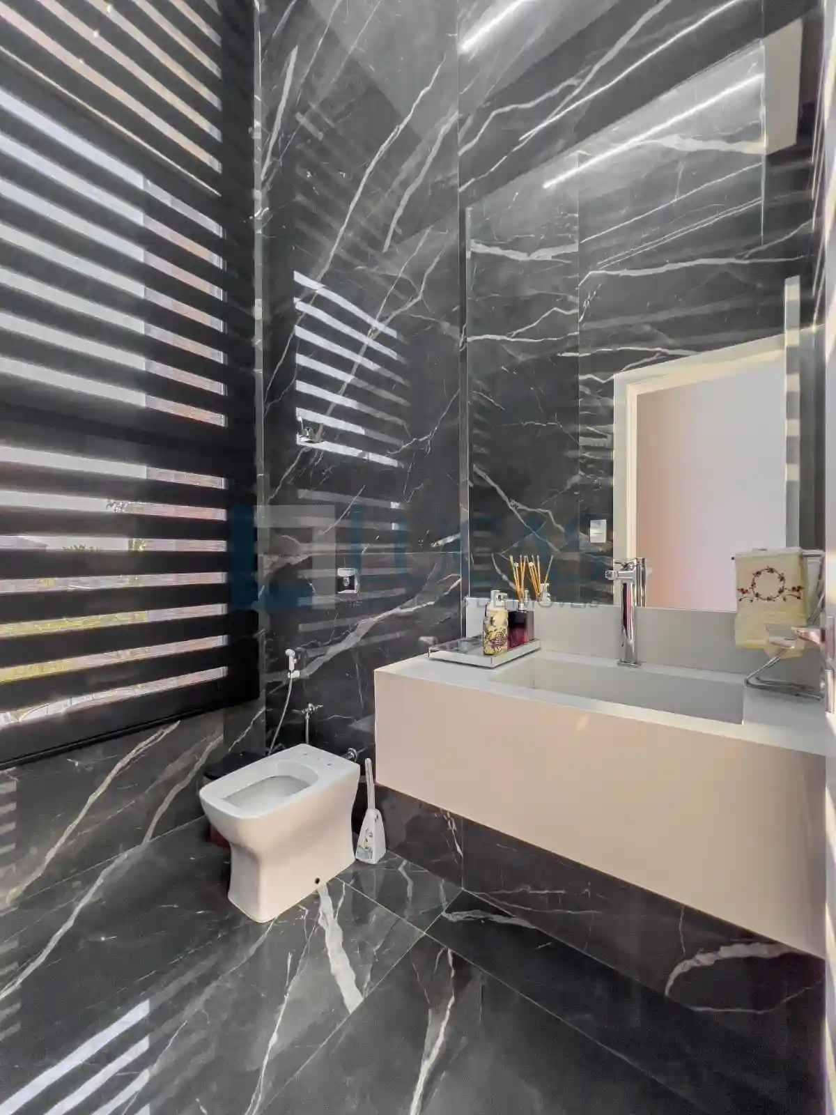 Casa de Condomínio  à venda, 310m² — foto 20 de 35